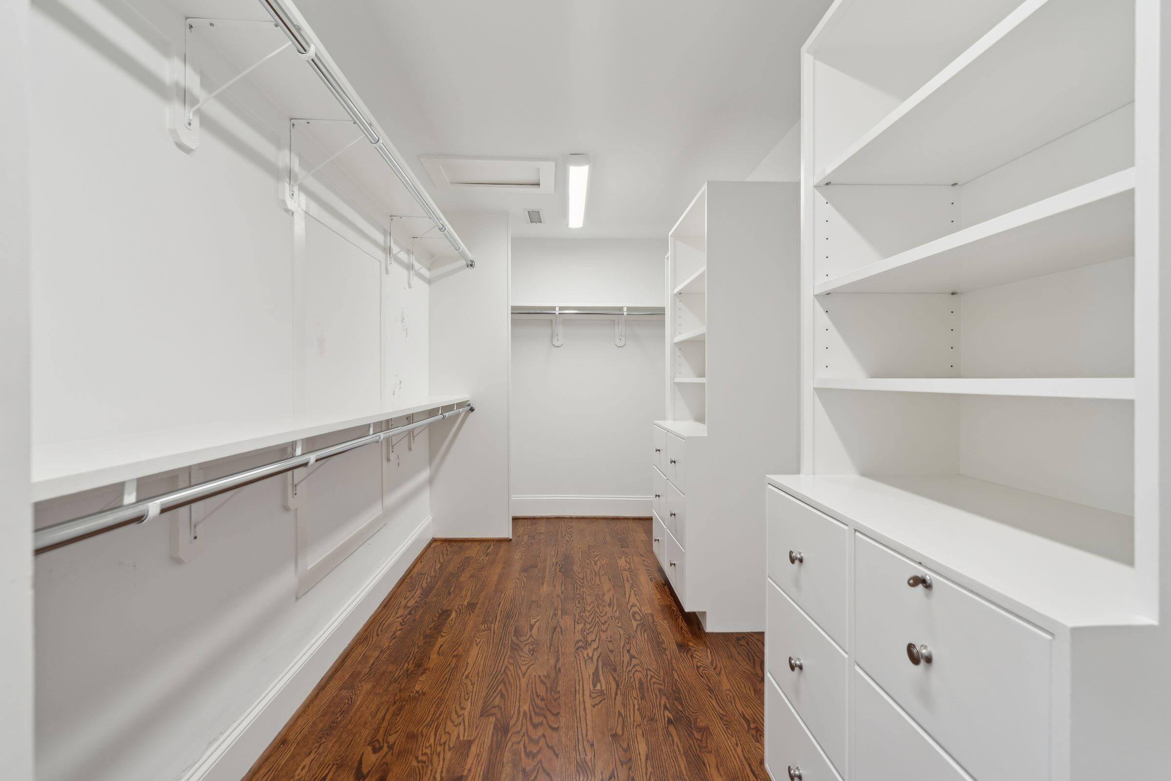 2 Bedons Alley Charleston, SC 29401 - Photo 27 of 59 27_2BedonsSt
