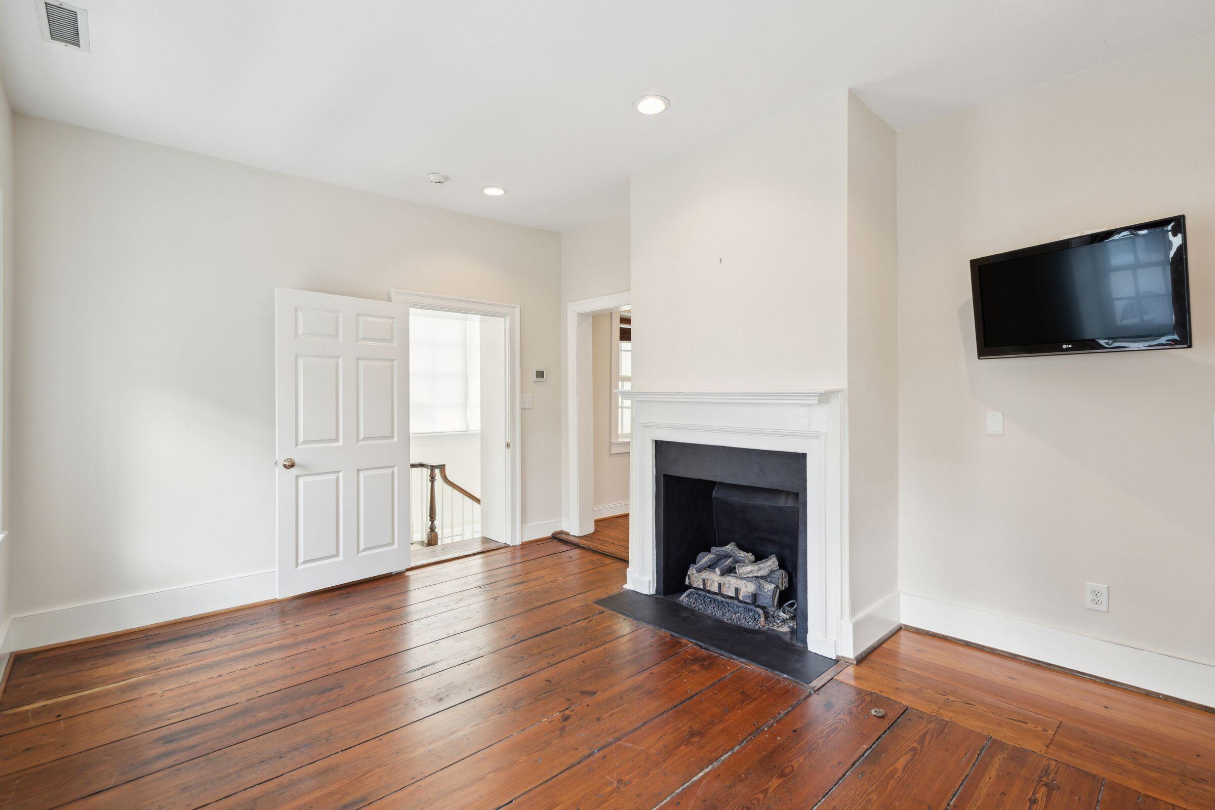 2 Bedons Alley Charleston, SC 29401 - Photo 50 of 59 50_2BedonsSt