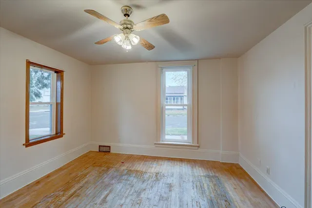 $199,900 | 401 South Montgomery Street, Watertown, WI 53094