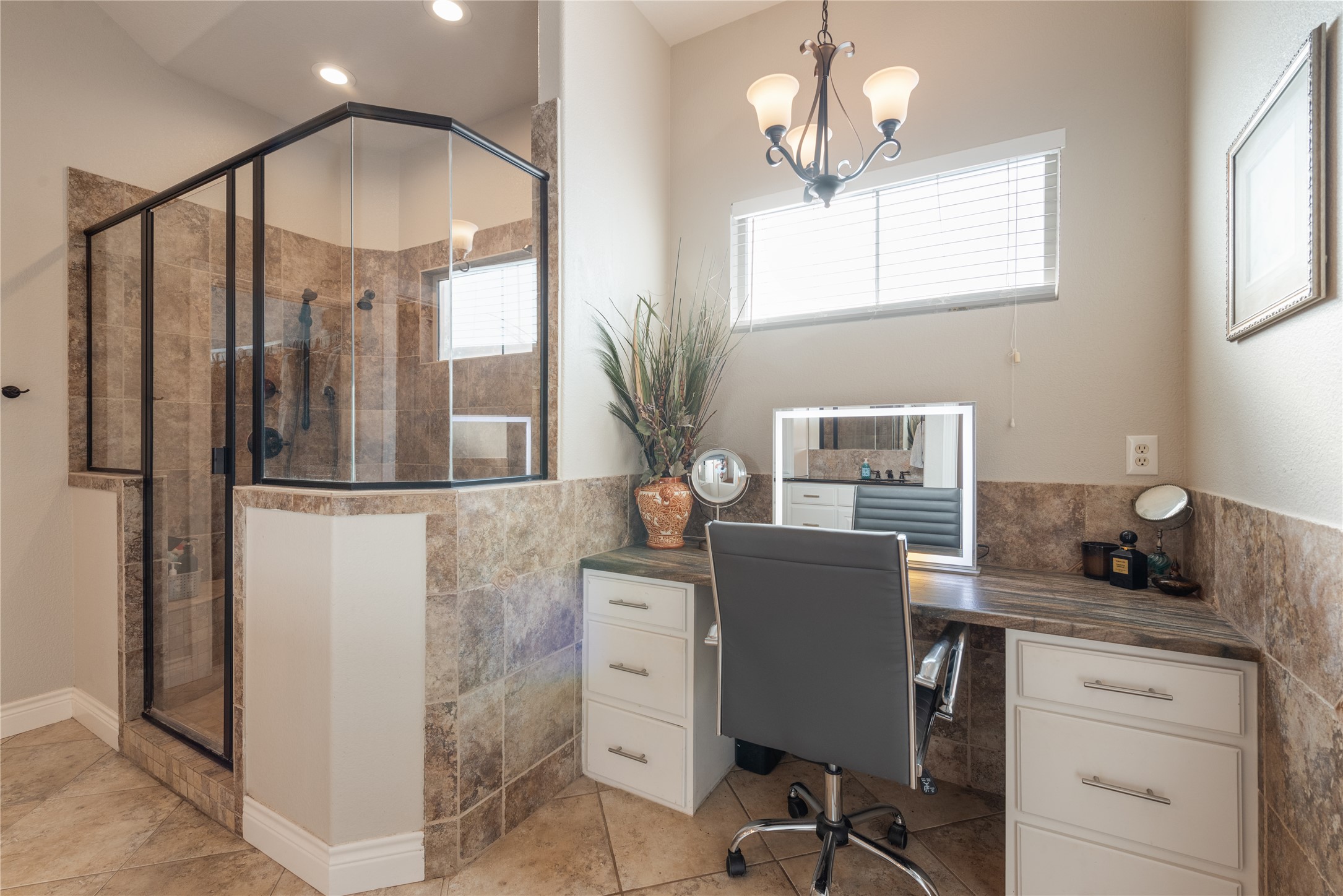 120 Layton Way Georgetown, TX 78633 - Photo 20 of 40 a work room with furniture and window