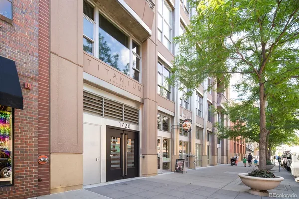 $3,200 | 1720 Wazee Street, Unit 2B, Denver, CO 80202