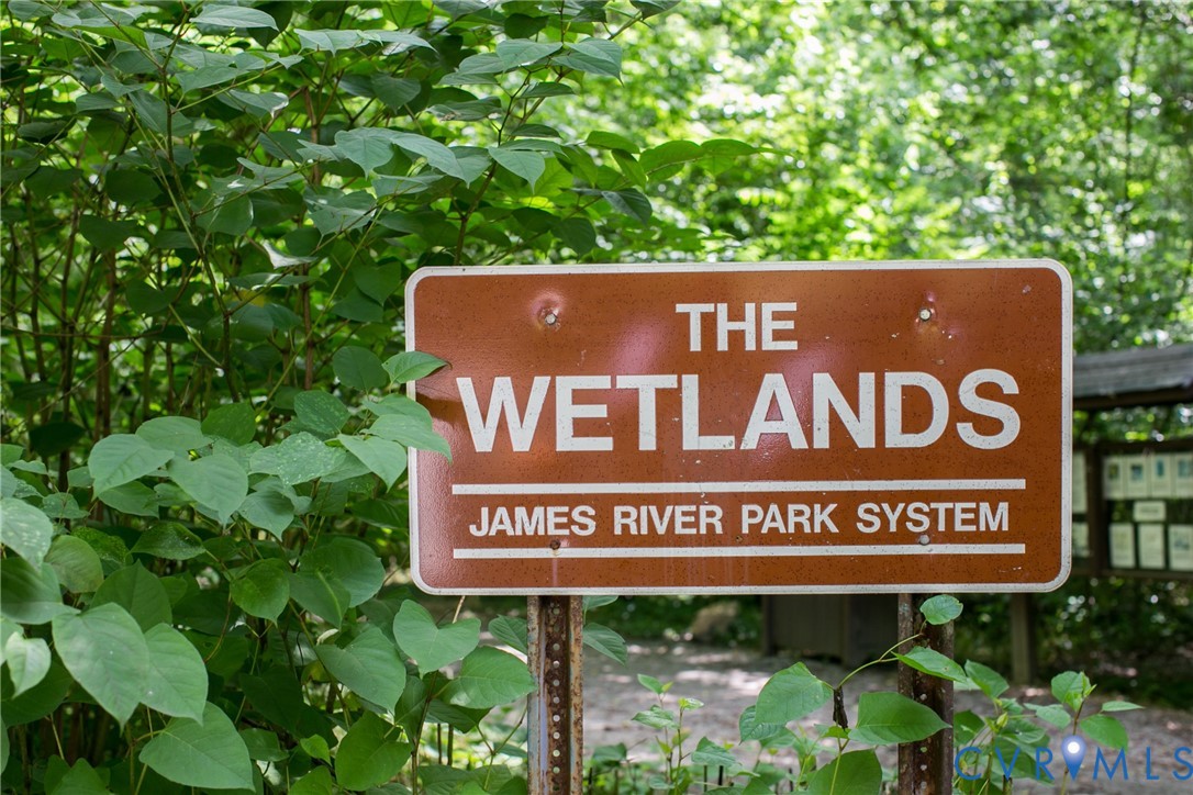 2831 Braidwood Road Richmond, VA 23225 - Photo 48 of 50 a sign that is sitting on a wooden wall