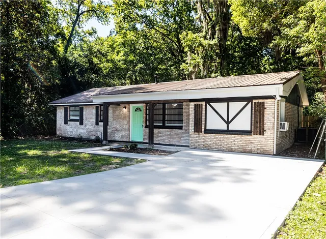 $1,700 | 217 Wesley Street, Unit A, Savannah, GA 31406