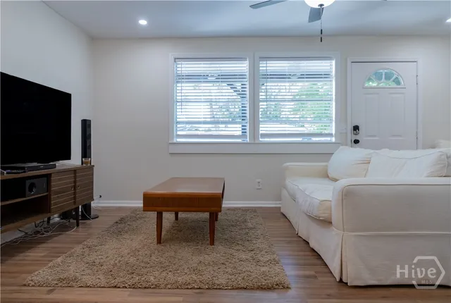 $1,700 | 217 Wesley Street, Unit A, Savannah, GA 31406