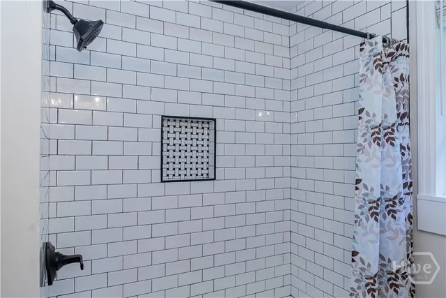 $1,700 | 217 Wesley Street, Unit A, Savannah, GA 31406