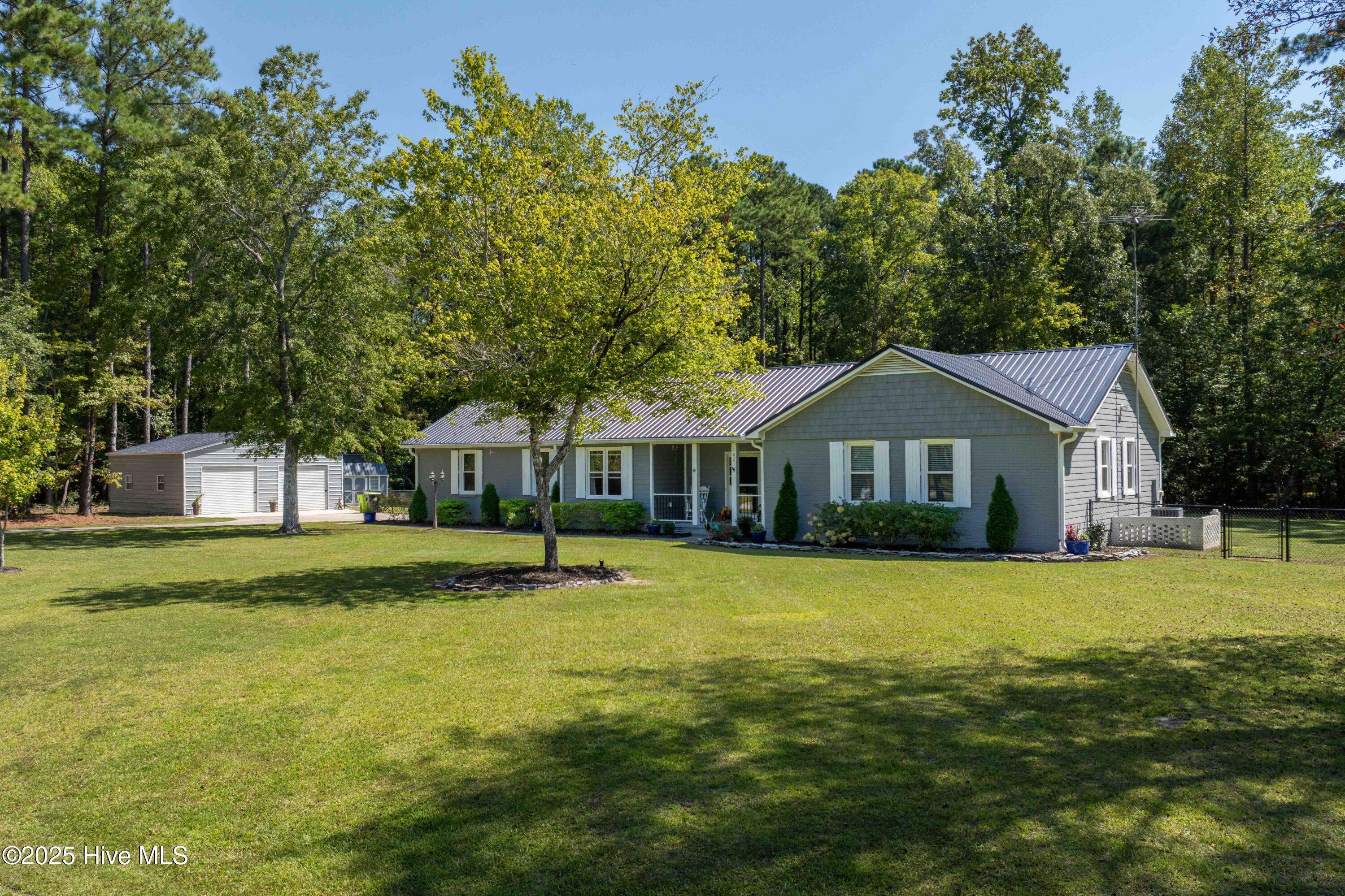 102 Ridgewood Trail New Bern, NC 28560 - Photo 1 of 66 102 Ridgewood - Exterior - Edited_34