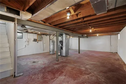 $329,000 | 5535 Rosewood Street, Roeland Park, KS 66205