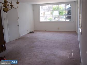 7329 Greenhill Road Philadelphia, PA 19151 - Photo 4 of 10 Gallery Image 4
