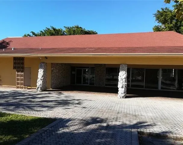 $1,900 | 2862 Northwest 55th Avenue, Unit 2C, Lauderhill, FL 33313