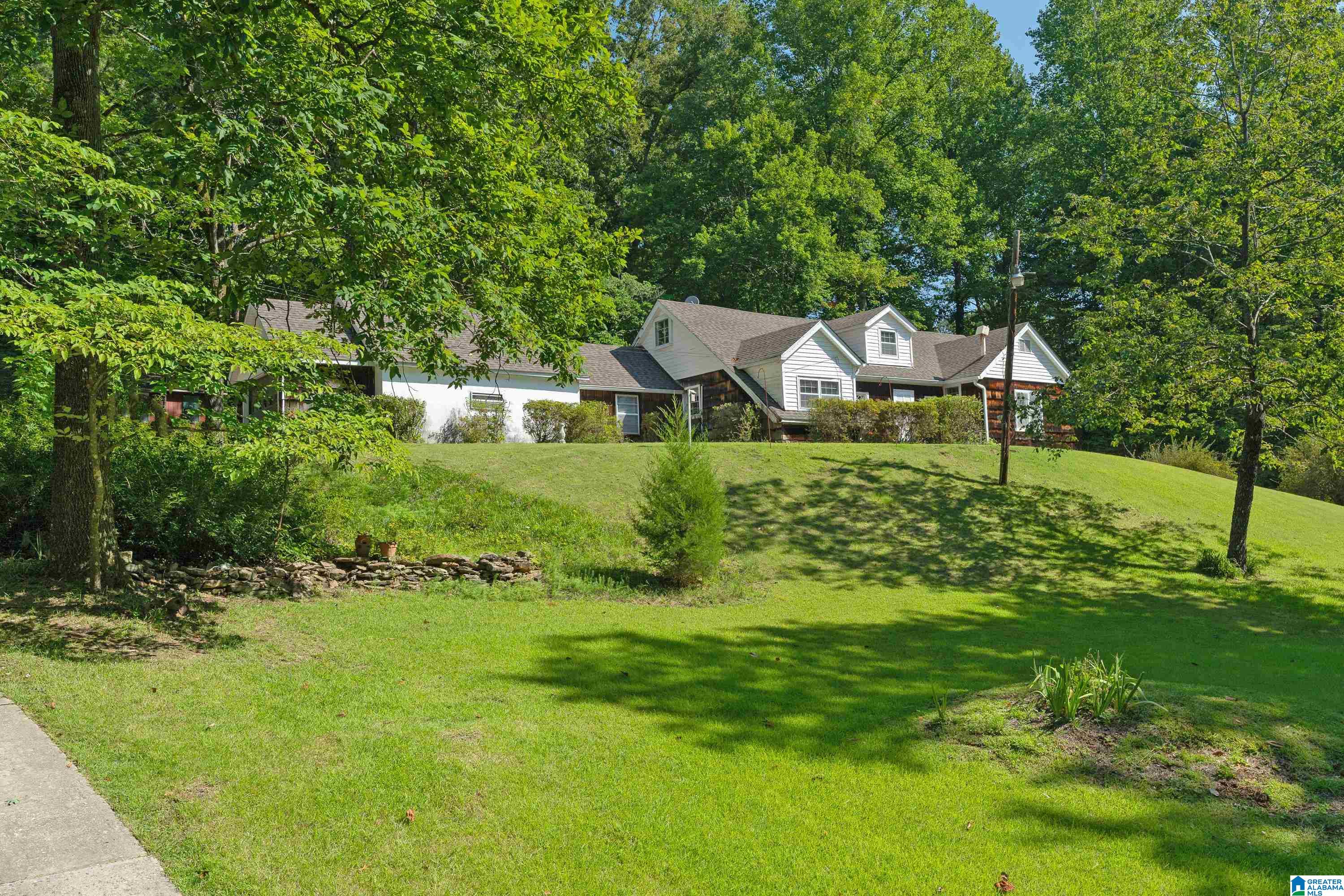 3392 Queenstown Road Trussville, AL 35173 - Photo 1 of 69