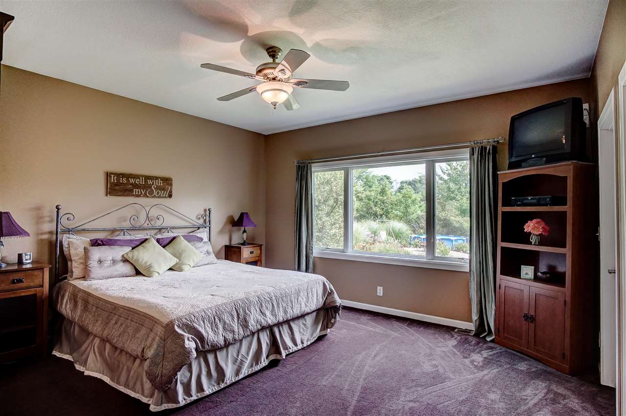 17516 Wesley Chapel Road Churubusco, IN 46723 - Photo 12 of 36