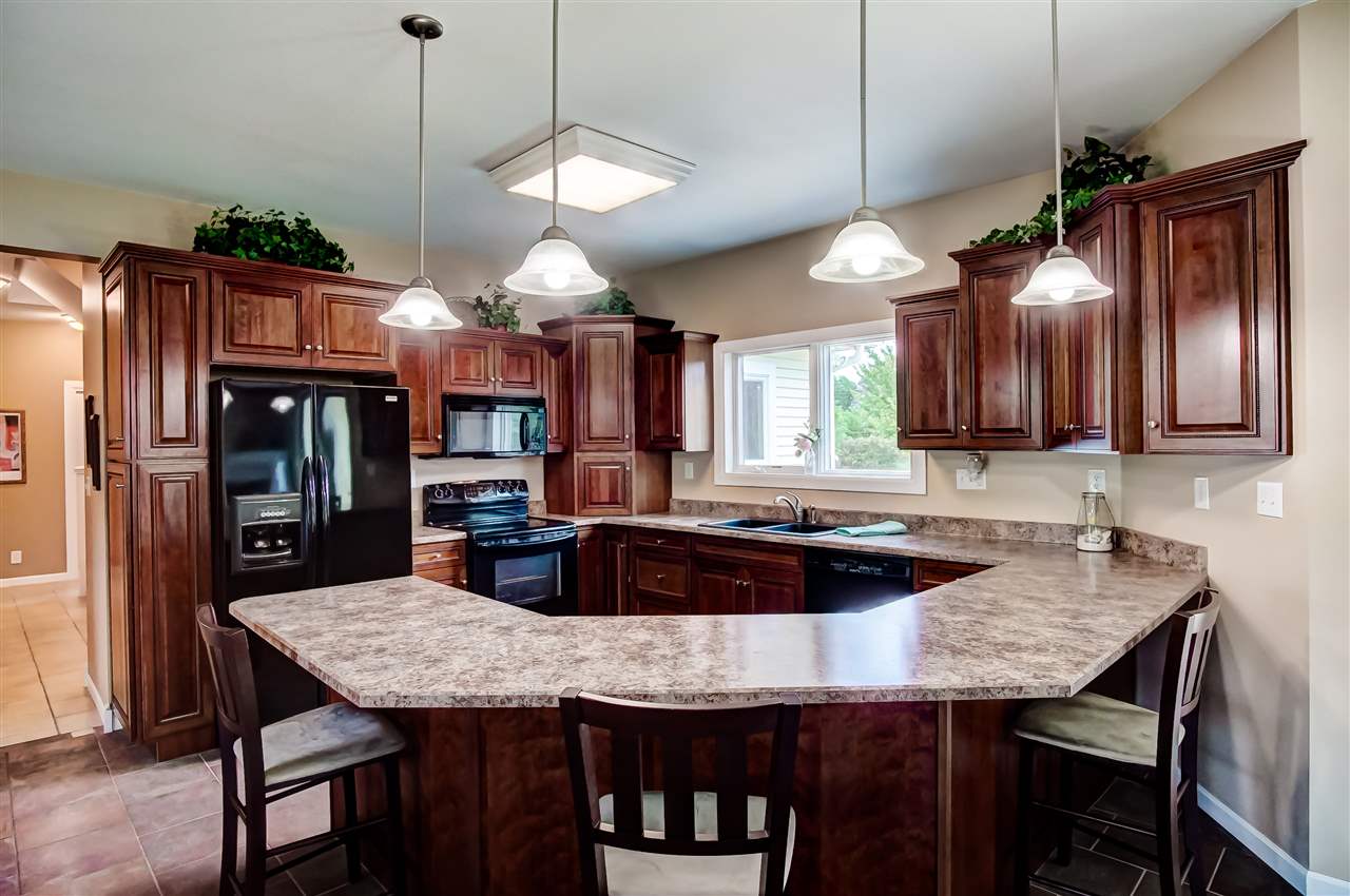 17516 Wesley Chapel Road Churubusco, IN 46723 - Photo 8 of 36