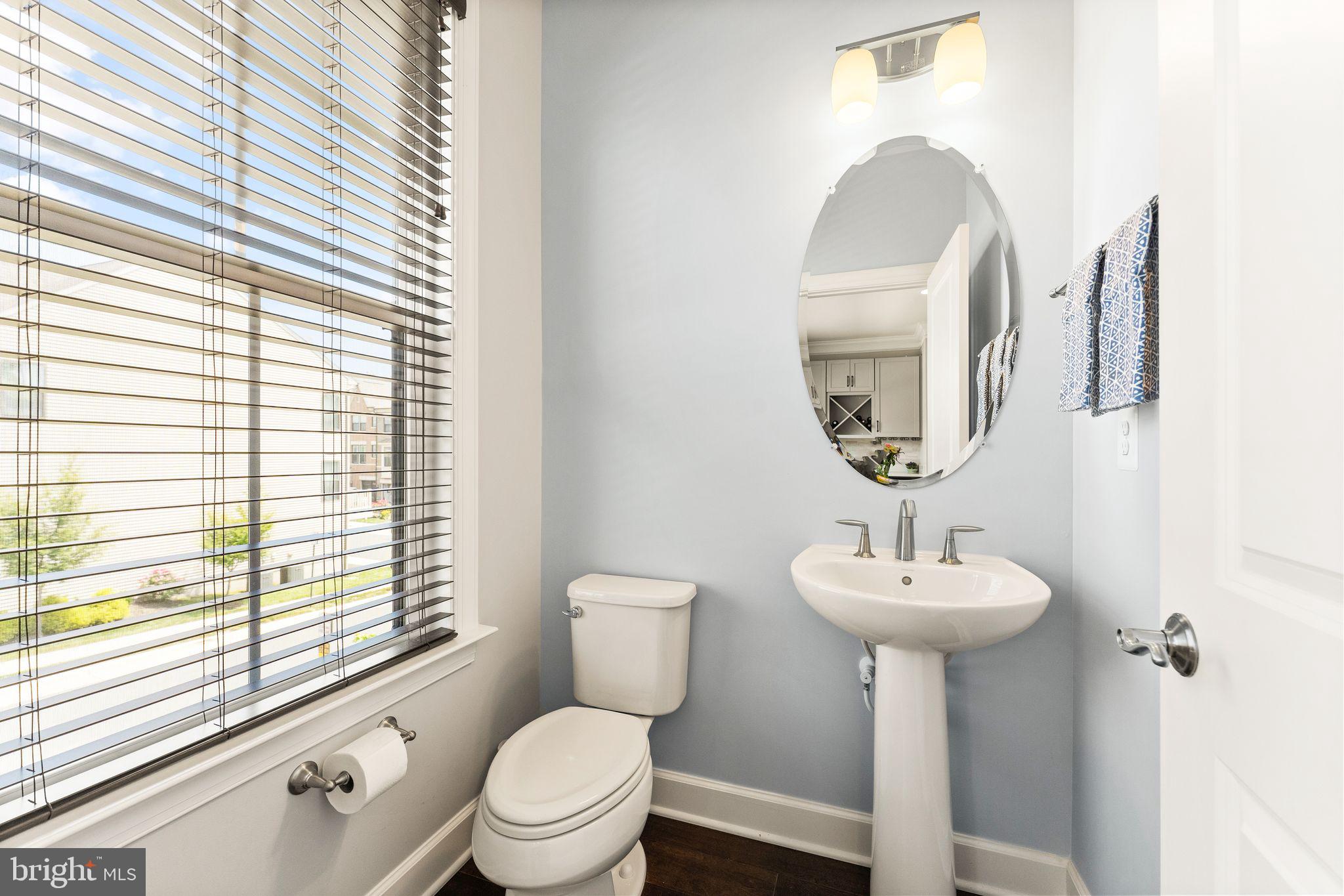 3715 Ambrose Hills Road Falls Church, VA 22041 - Photo 24 of 54