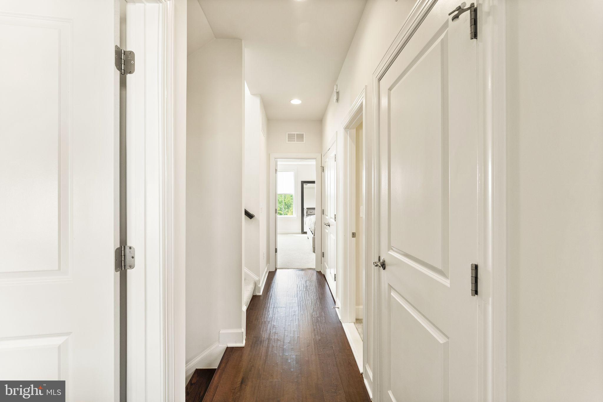 3715 Ambrose Hills Road Falls Church, VA 22041 - Photo 25 of 54