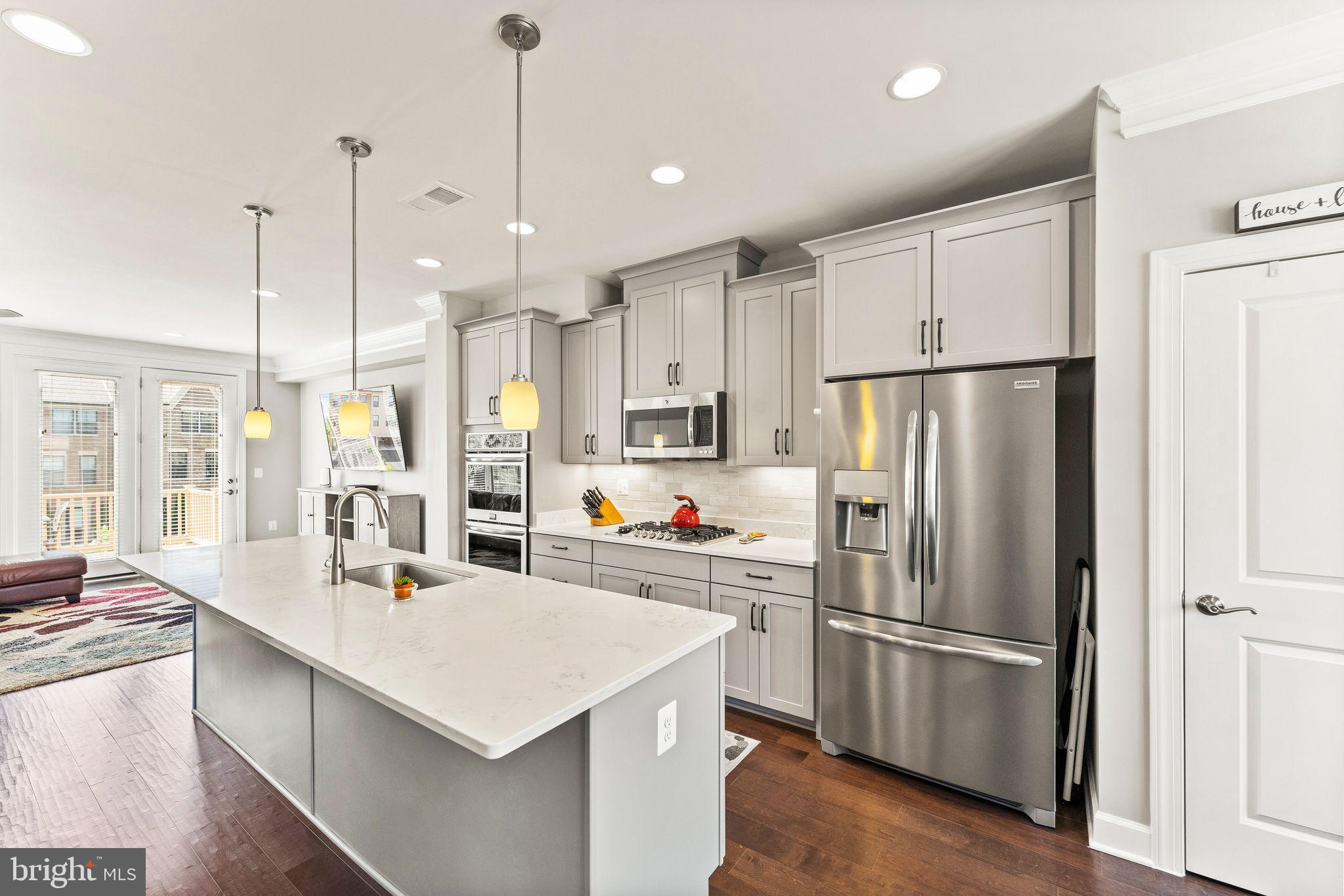 3715 Ambrose Hills Road Falls Church, VA 22041 - Photo 8 of 54