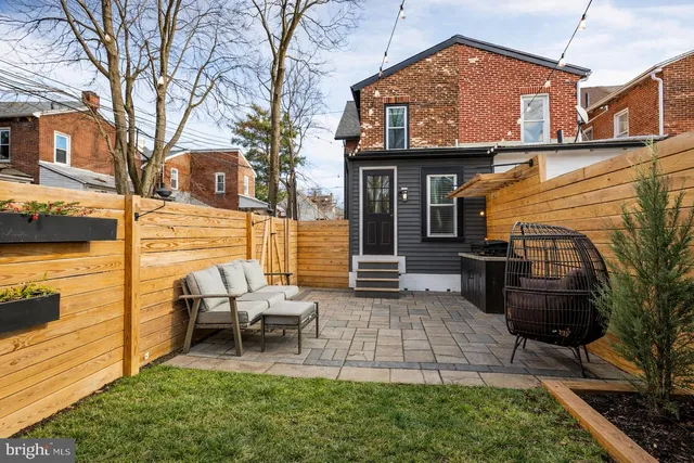 $195,000 | 28 North 8th Avenue, Coatesville, PA 19320