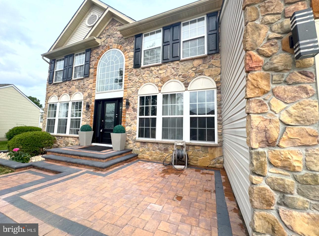 33 Bancroft Road New Castle, DE 19720 - Photo 1 of 25 Gallery Image 1