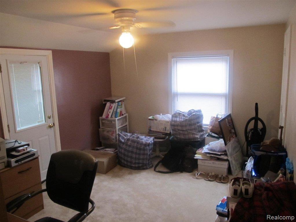 17385 Huntington Road Detroit, MI 48219 - Photo 20 of 25 17385Huntington 059.jpg