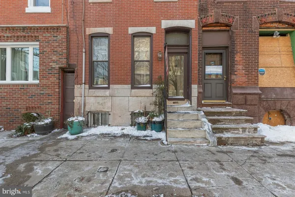 $2,800 | 234 Morris Street, Philadelphia, PA 19148