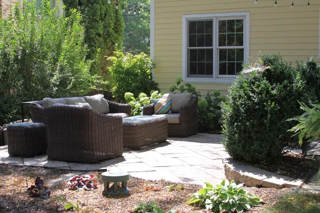 $919,900 | 1172 Kenilworth Circle, Naperville, IL 60540