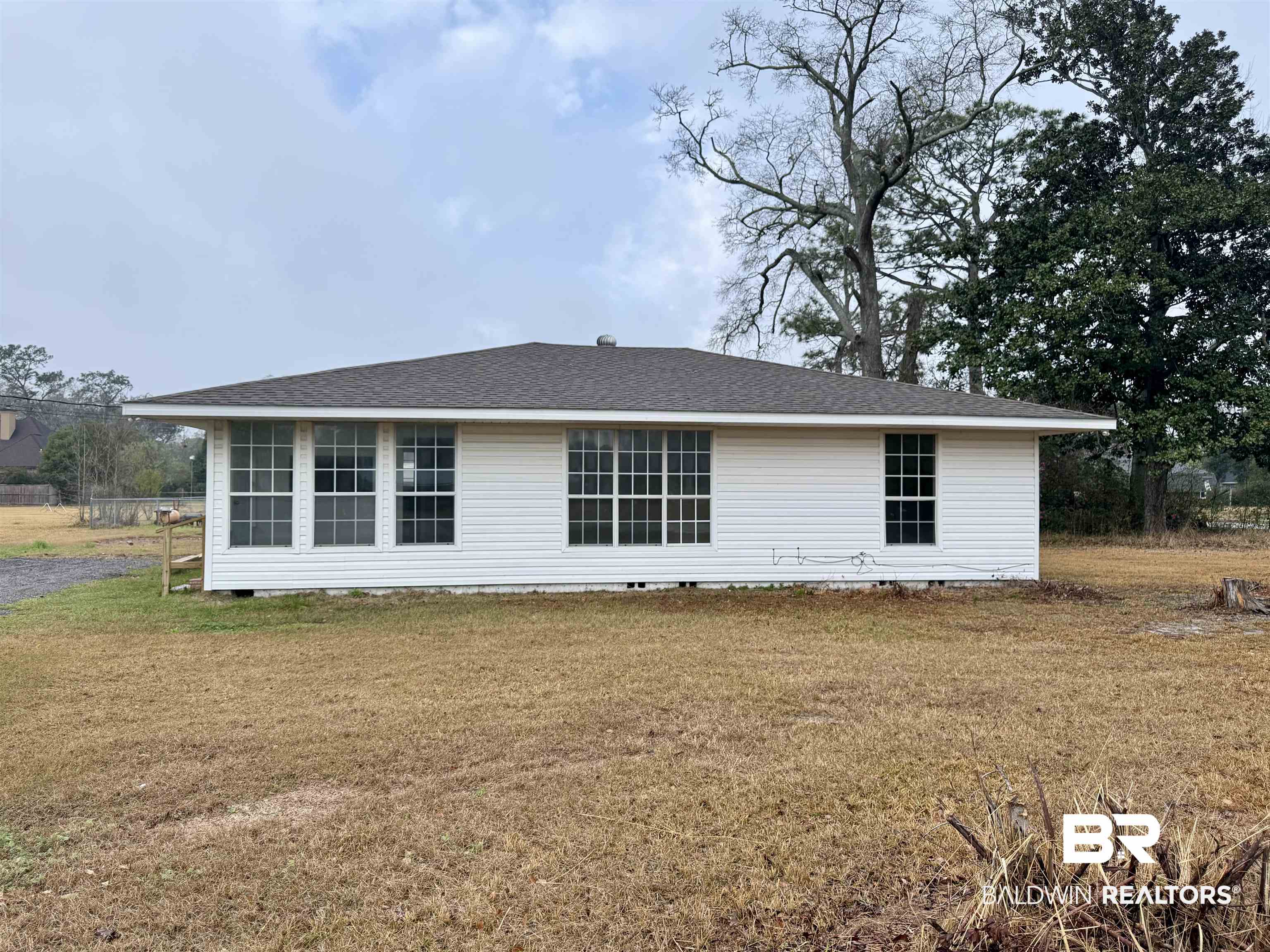 1213 North Pine Street Foley, AL 36535 - Photo 2 of 13