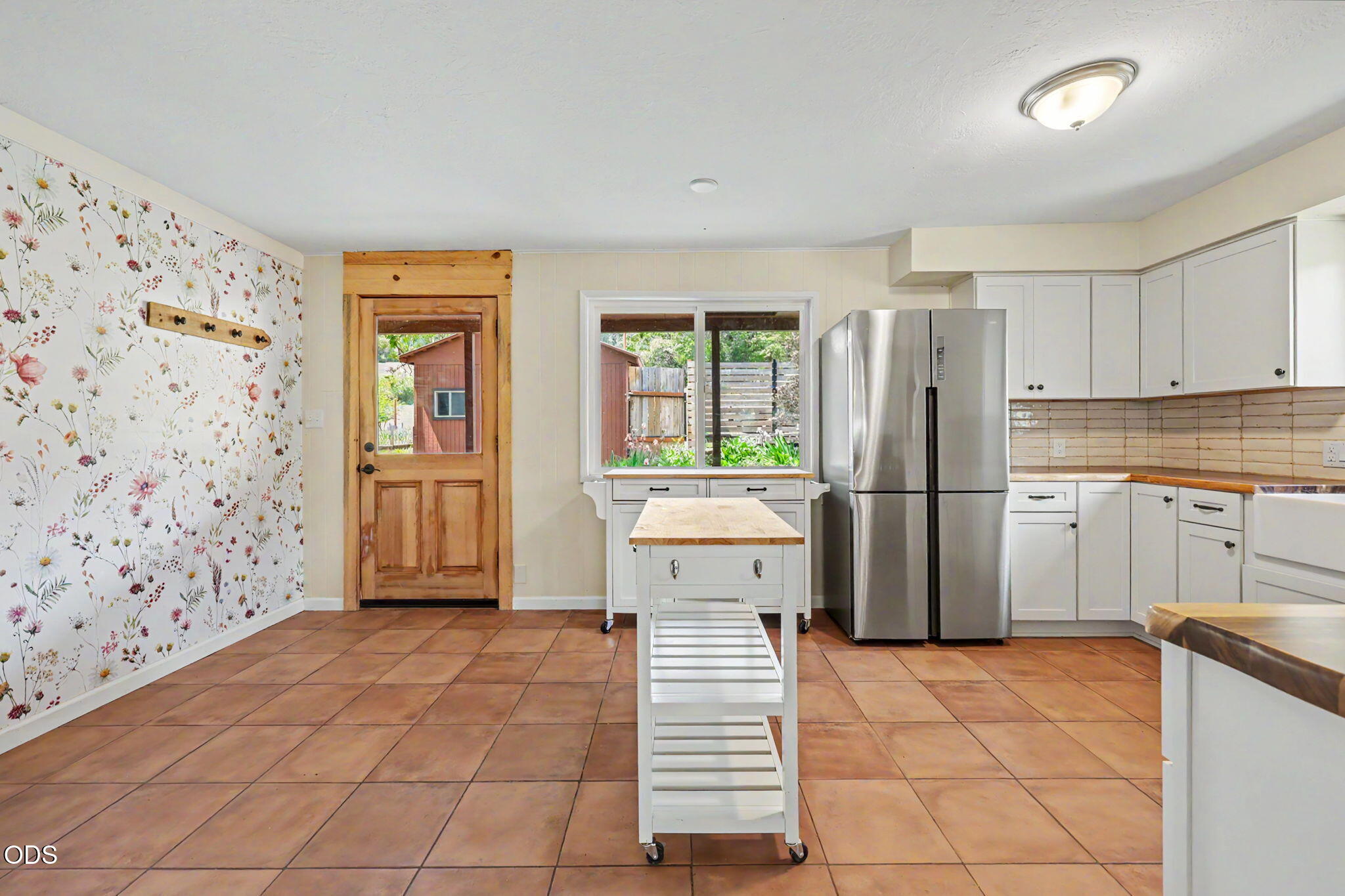 5758 Sterling Creek Road Jacksonville, OR 97530 - Photo 4 of 51