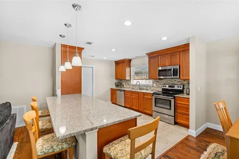 $460,000 | 877 Benchwood Drive, Winter Springs, FL 32708