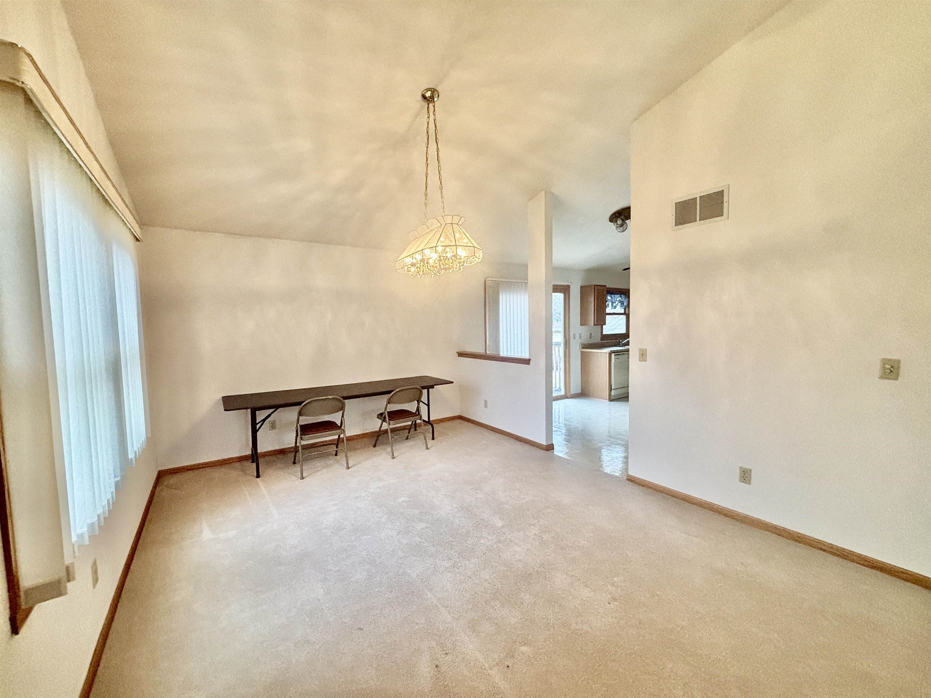 1306 South State Street Belvidere, IL 61008 - Photo 9 of 40