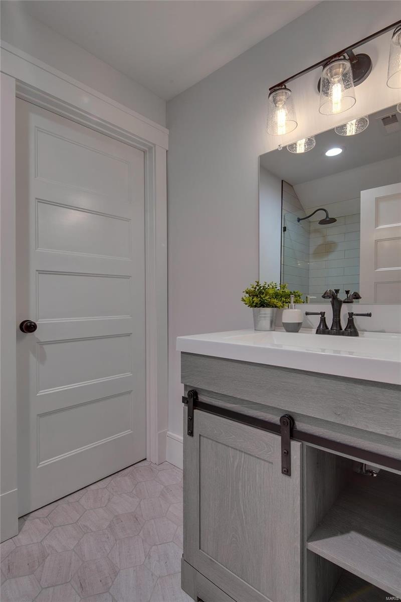 6005 Highfield Road St. Louis, MO 63109 - Photo 36 of 58 Gallery Image 36