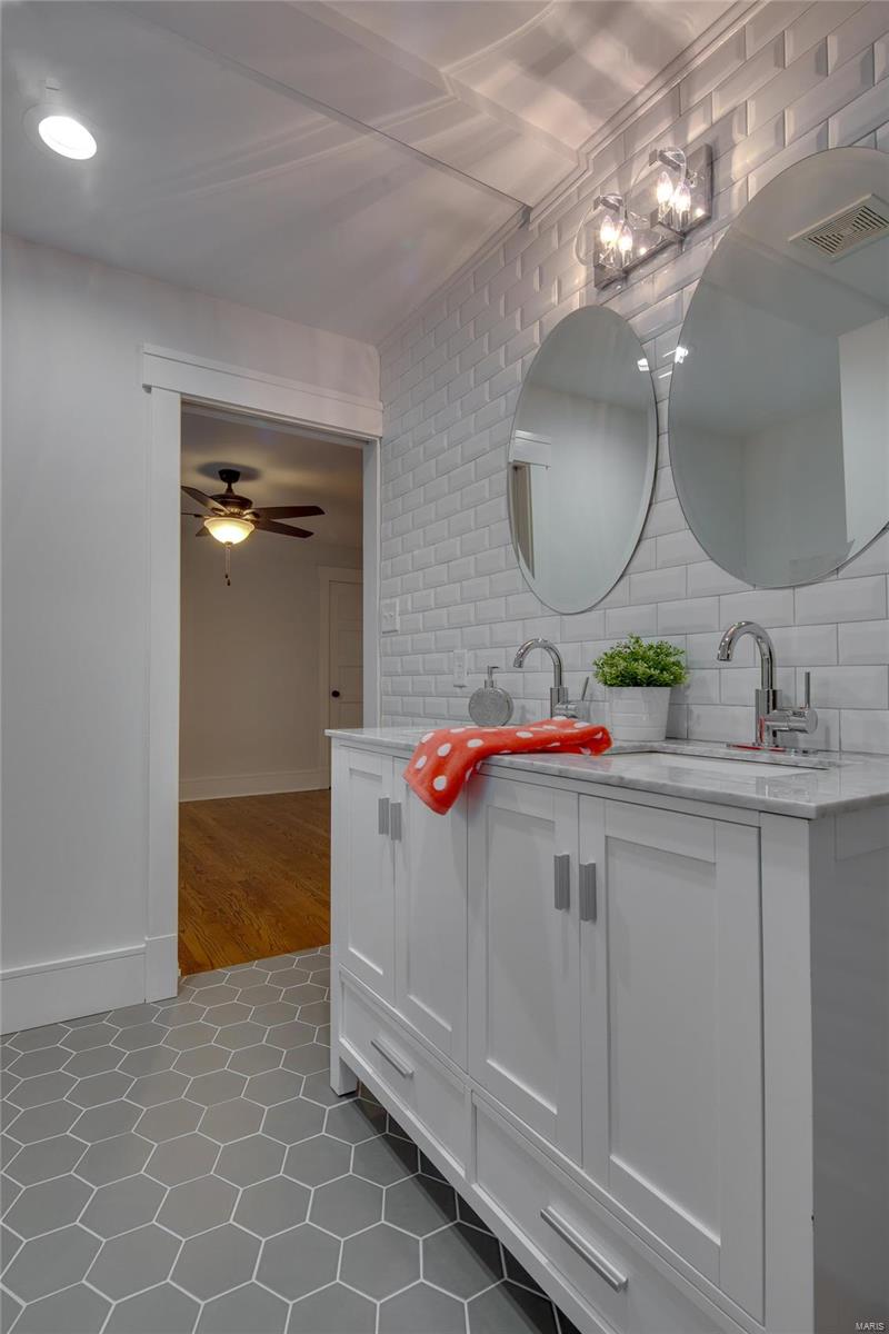6005 Highfield Road St. Louis, MO 63109 - Photo 43 of 58 Gallery Image 43
