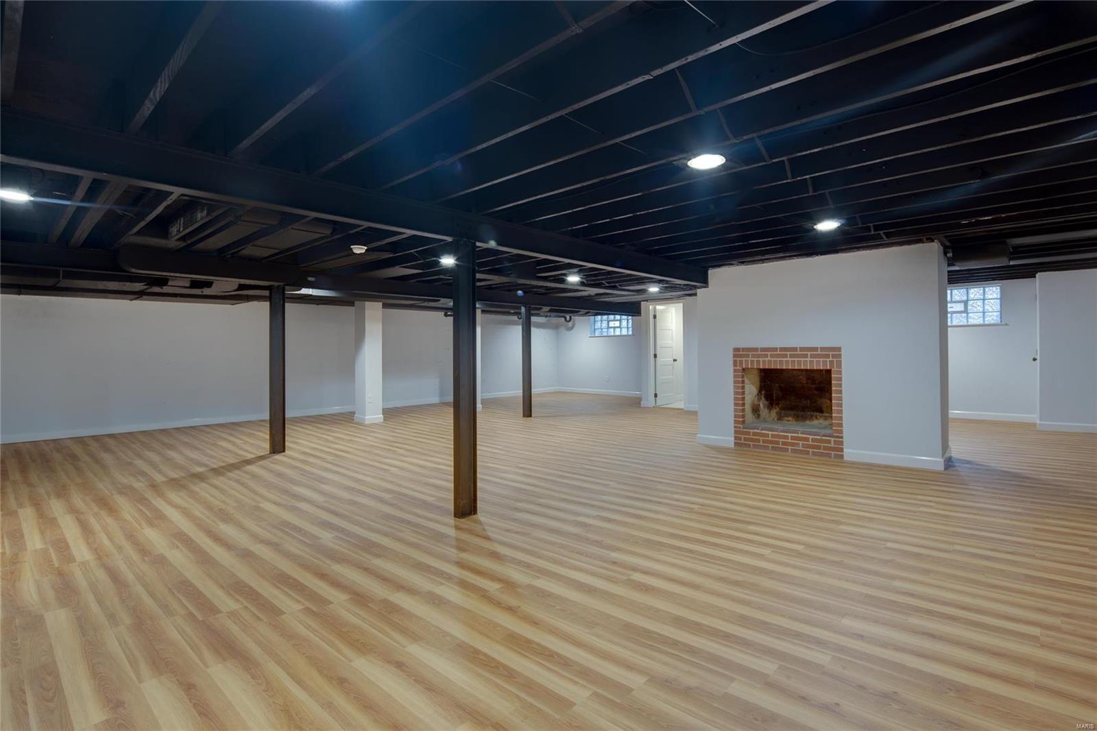6005 Highfield Road St. Louis, MO 63109 - Photo 49 of 58 Gallery Image 49