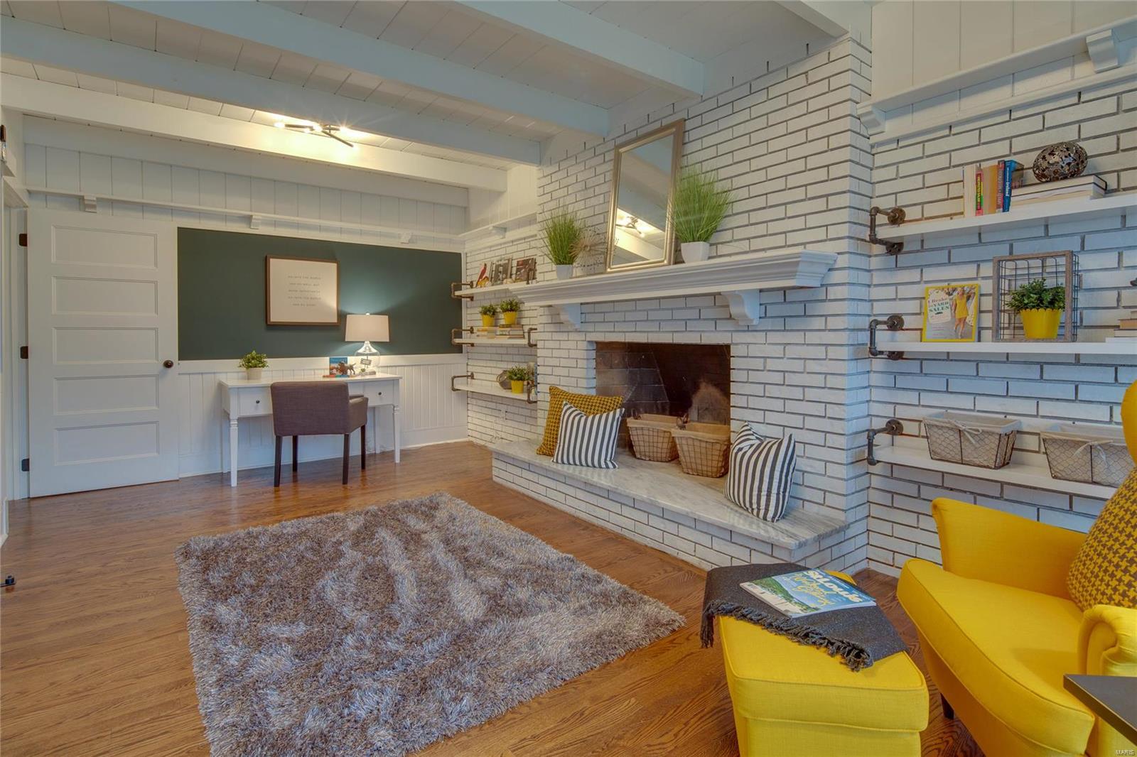 6005 Highfield Road St. Louis, MO 63109 - Photo 9 of 58 Gallery Image 9