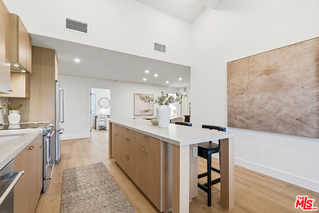 4600 Vía Dolce, Unit 305 Marina del Rey, CA 90292 - Photo 12 of 45