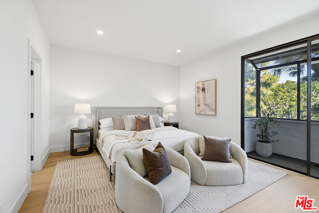 4600 Vía Dolce, Unit 305 Marina del Rey, CA 90292 - Photo 22 of 45