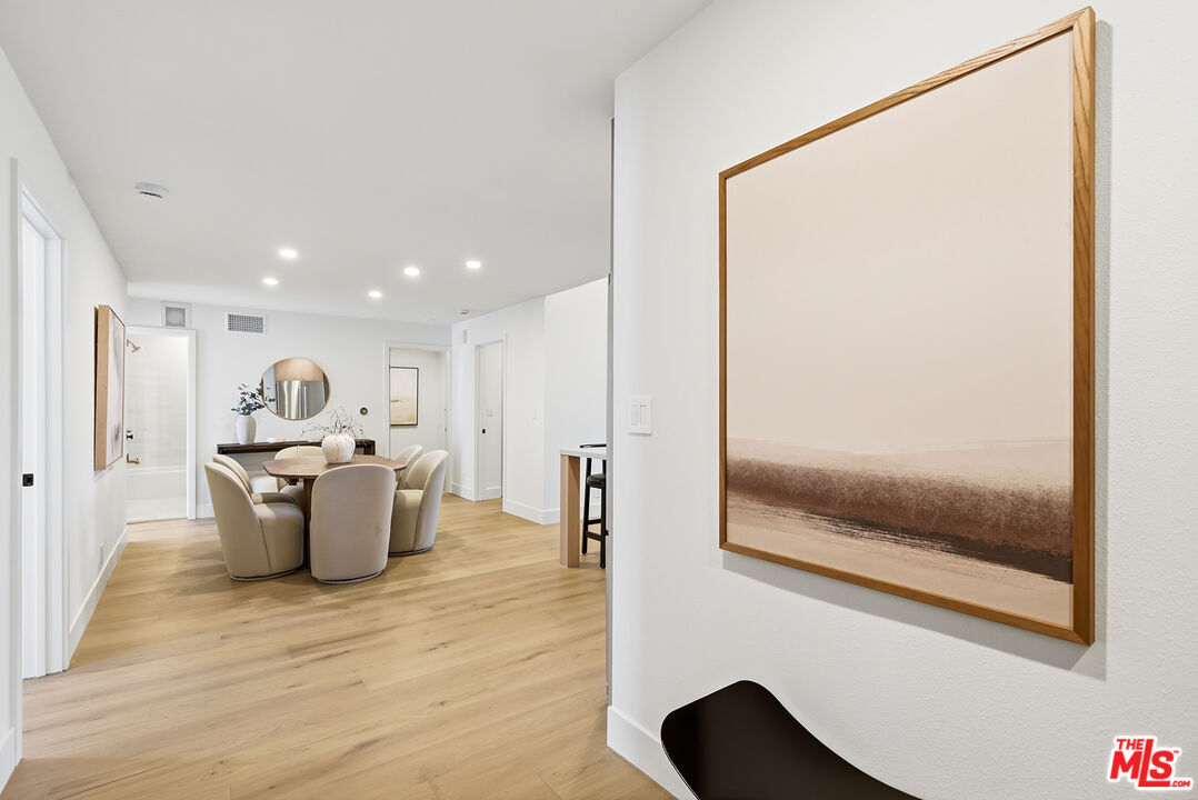 4600 Vía Dolce, Unit 305 Marina del Rey, CA 90292 - Photo 3 of 45