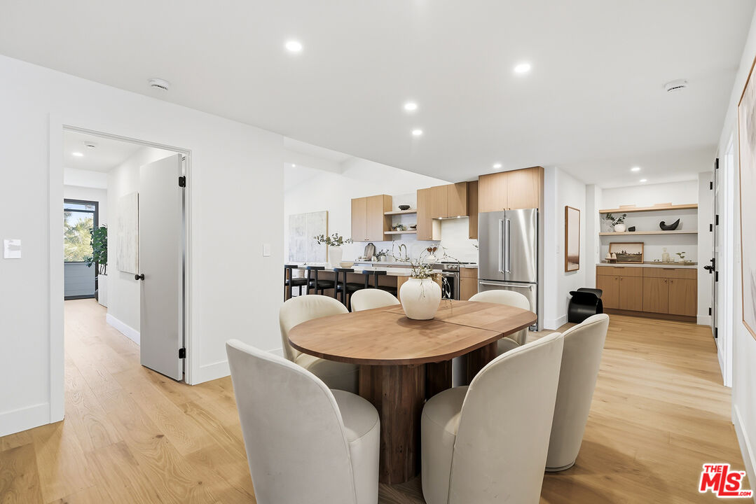 4600 Vía Dolce, Unit 305 Marina del Rey, CA 90292 - Photo 6 of 45