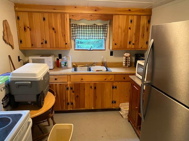 8 Balsam Road Beaver Cove, ME 04441 - Photo 4 of 11 IMG_0797