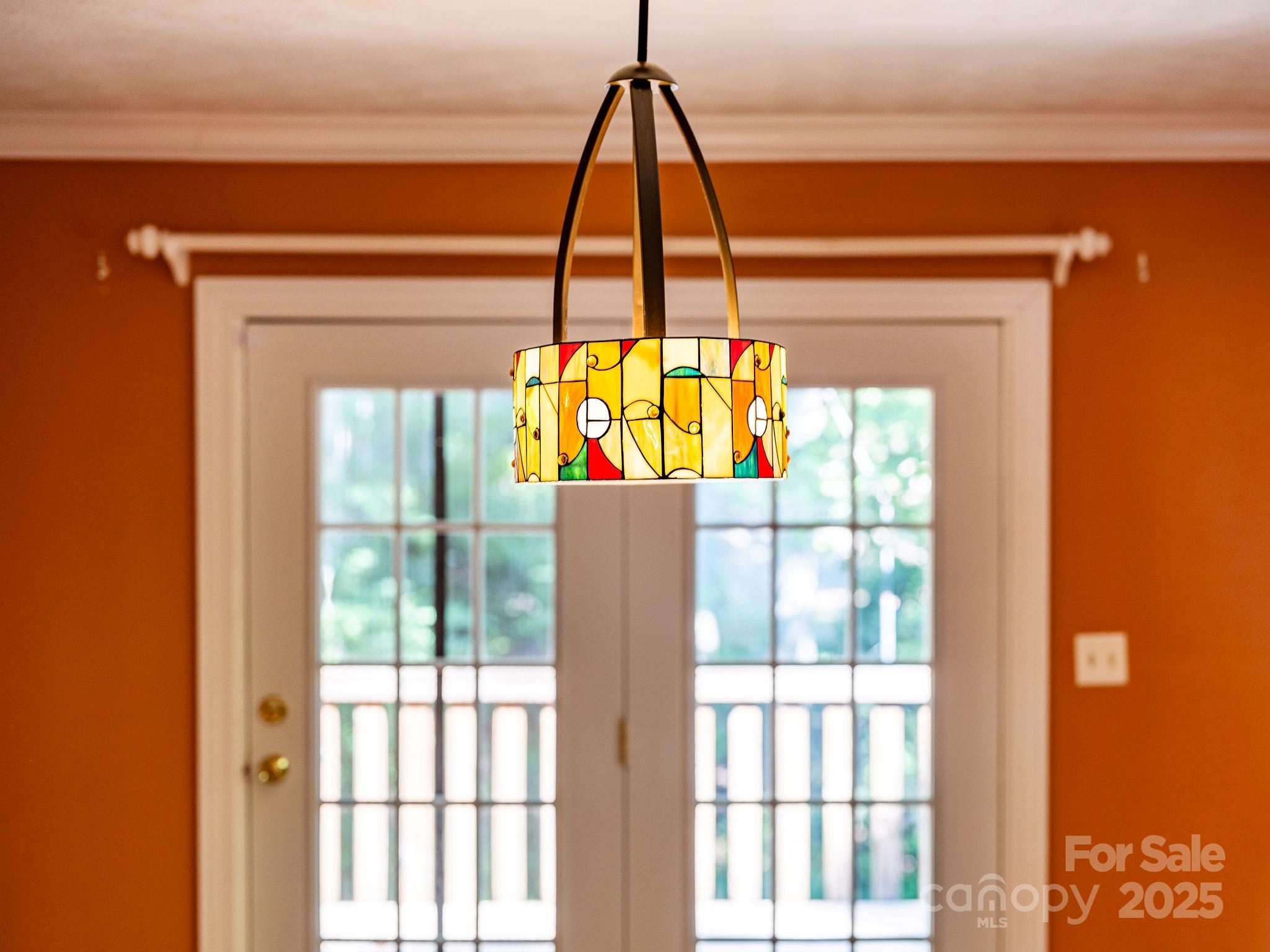 87 Crows Nest Road Hendersonville, NC 28791 - Photo 10 of 33 Gallery Image 10