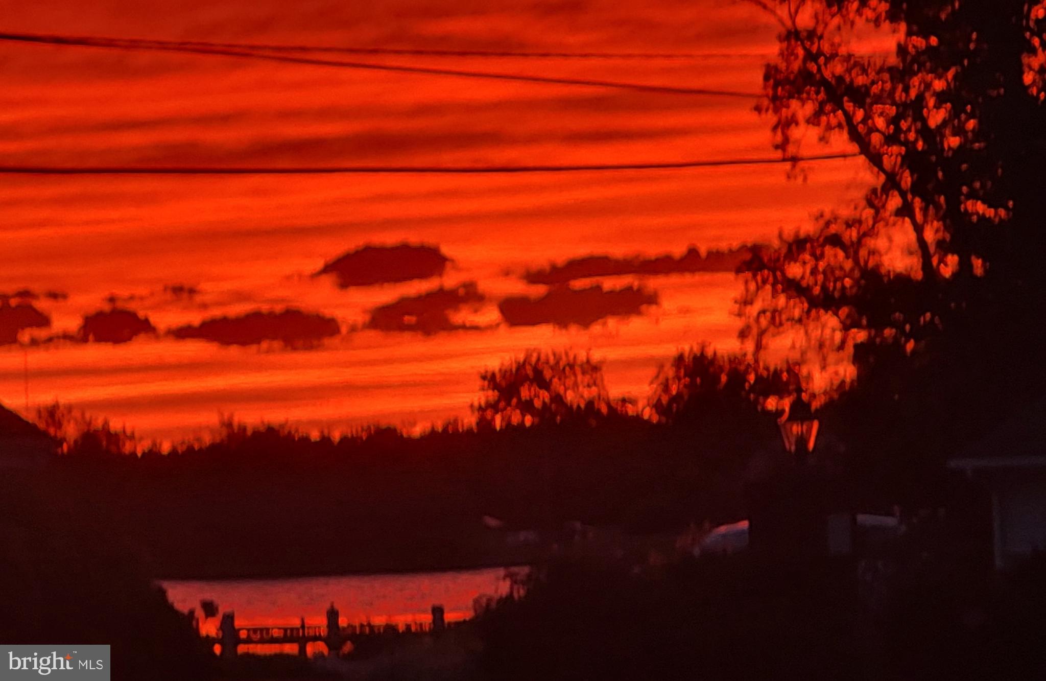 25 Algonquin Road Cambridge, MD 21613 - Photo 33 of 57 Sunset over Jenkins Creek