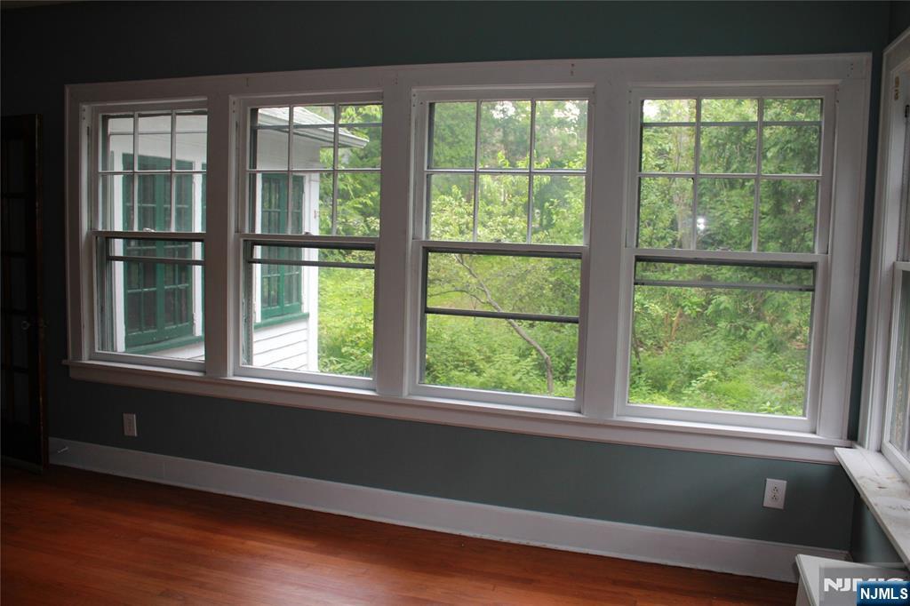 25 South Monroe Street Ridgewood, NJ 07450 - Photo 7 of 24