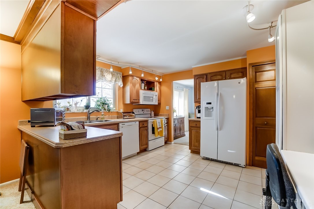 2268 East Rahn Road Kettering, OH 45440 - Photo 9 of 47 Gallery Image 9