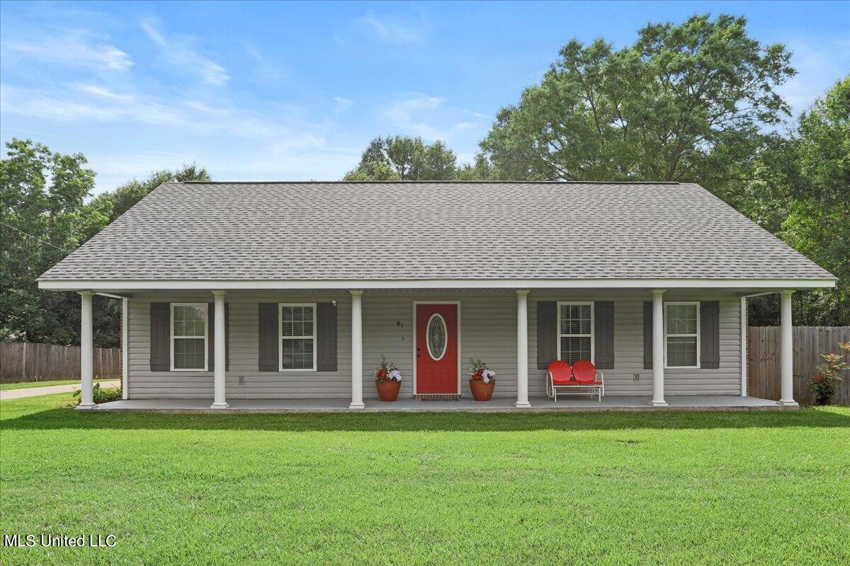 81 Griffith Road Hattiesburg, MS 39402 - Photo 1 of 34 Front