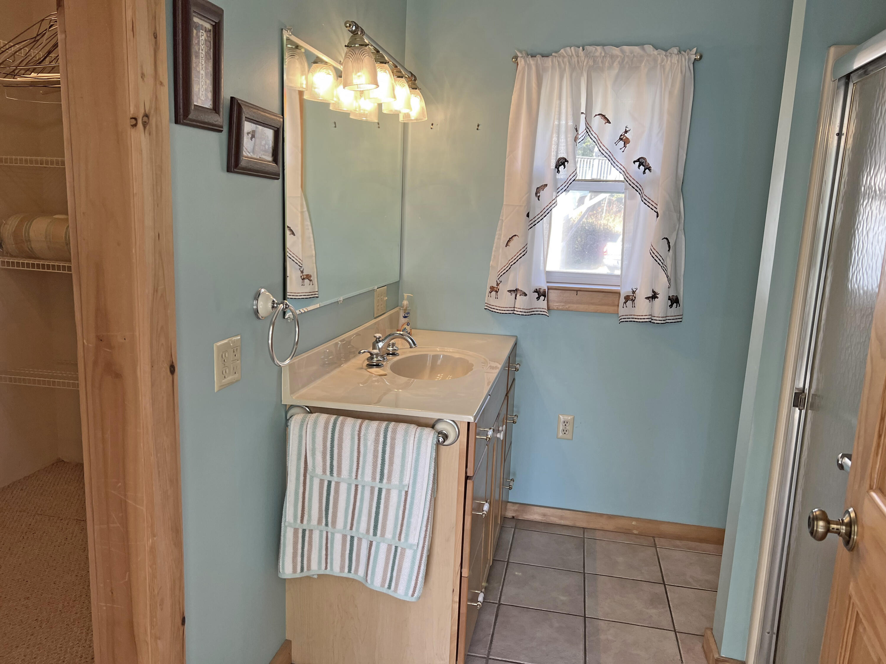 77 Salisbury Cove Road Ellsworth, ME 04605 - Photo 25 of 72 2q
