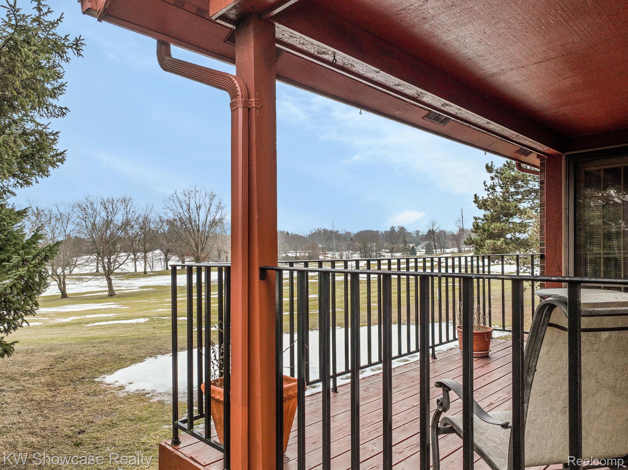 882 GreenView Court Rochester, MI 48307 - Photo 40 of 44