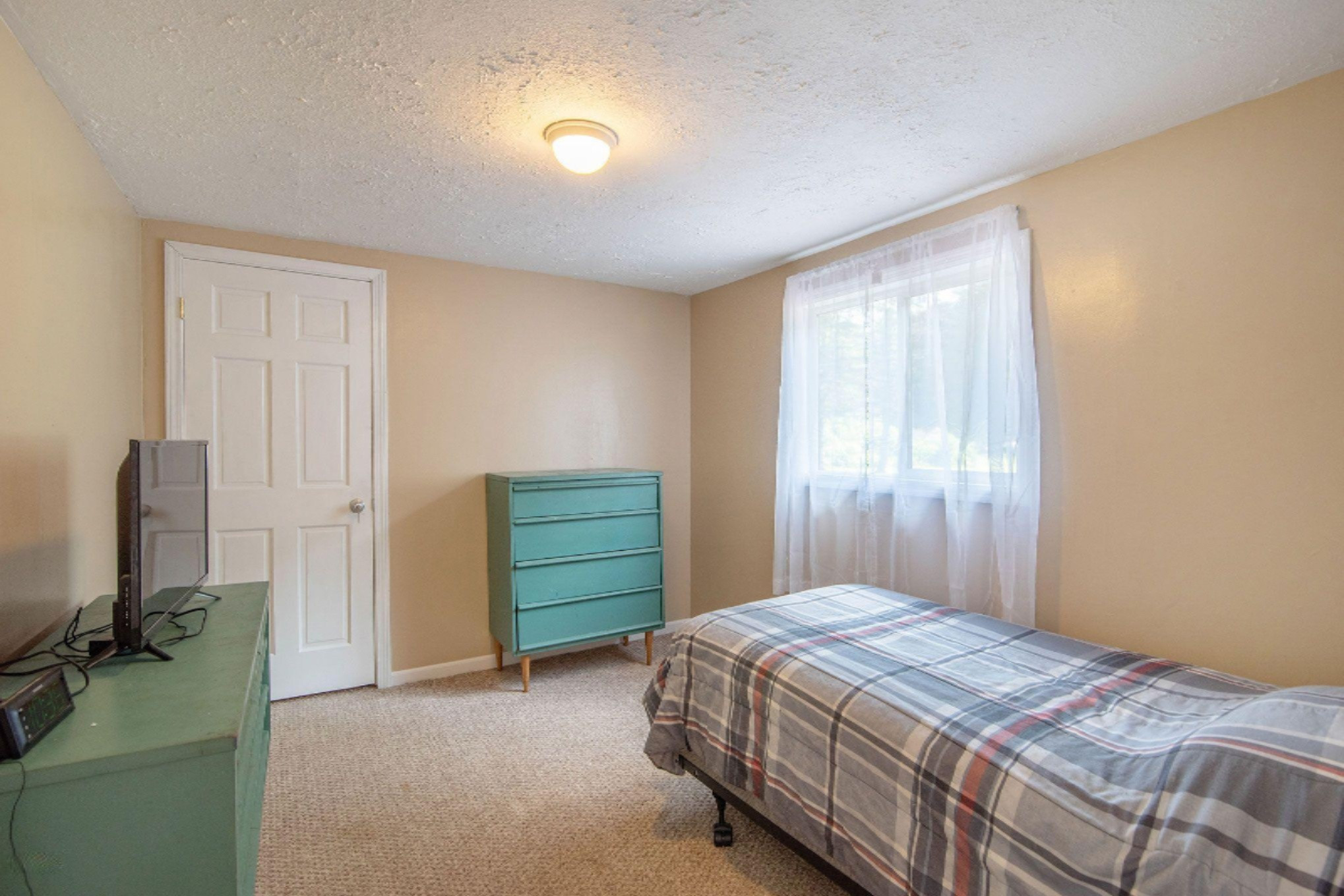 18250 23 Mile Road Marshall, MI 49068 - Photo 18 of 30 Bedroom