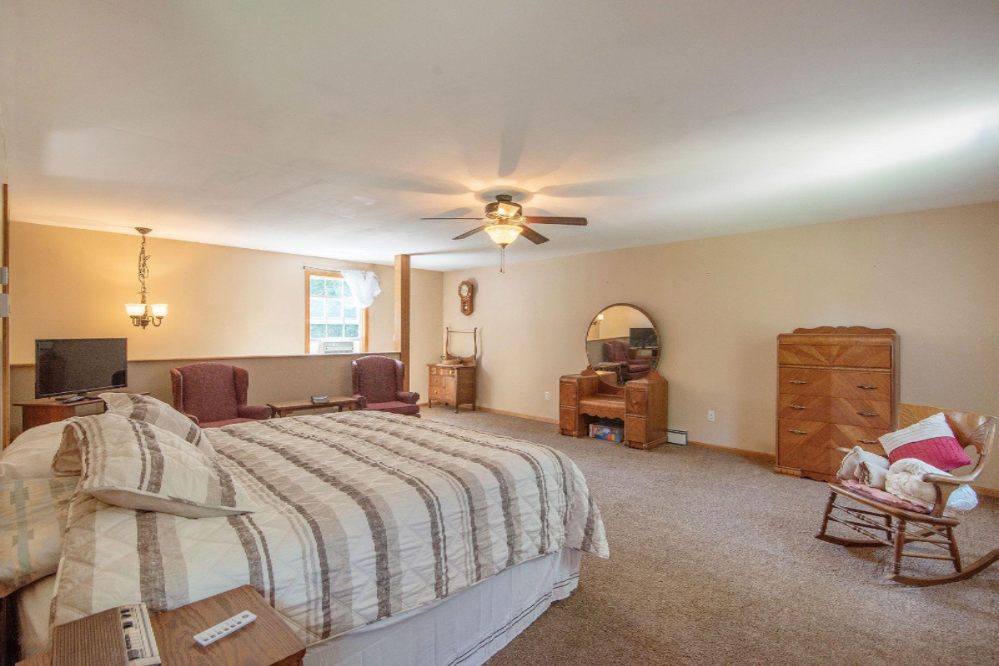 18250 23 Mile Road Marshall, MI 49068 - Photo 22 of 30 Master Bedroom