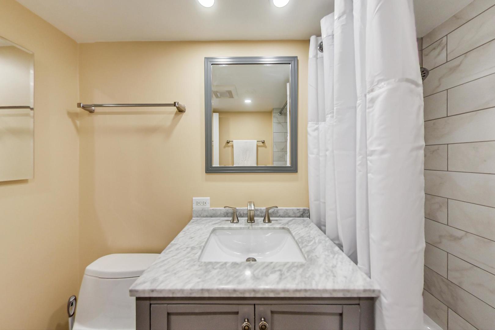 711 Busse Highway, Unit 2B Park Ridge, IL 60068 - Photo 13 of 17