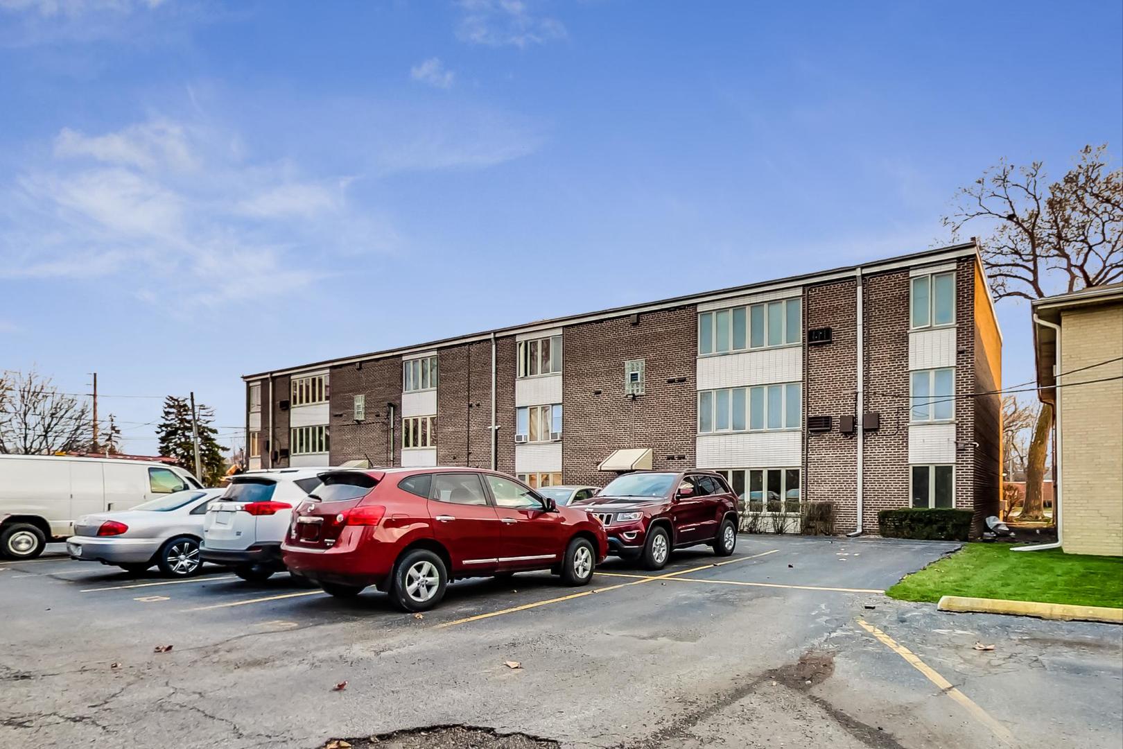 711 Busse Highway, Unit 2B Park Ridge, IL 60068 - Photo 15 of 17