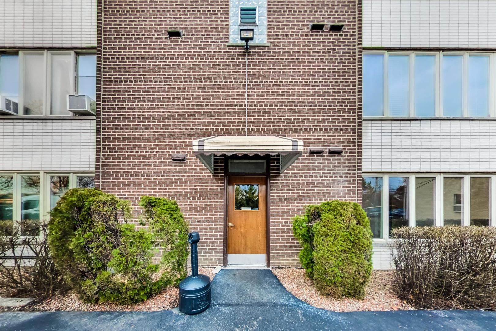 711 Busse Highway, Unit 2B Park Ridge, IL 60068 - Photo 16 of 17