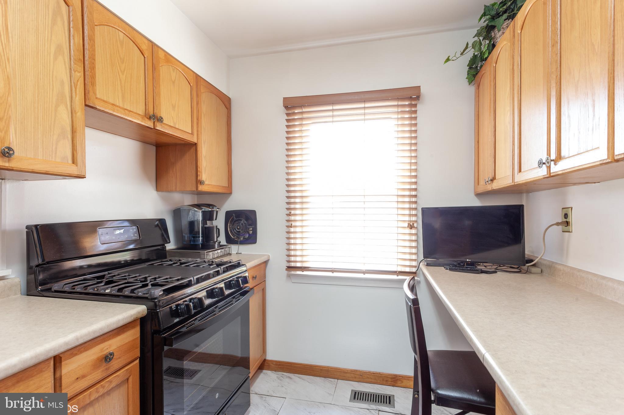 122 Old Enterprise Road, Unit 126 Upper Marlboro, MD 20774 - Photo 13 of 51 Kitchen